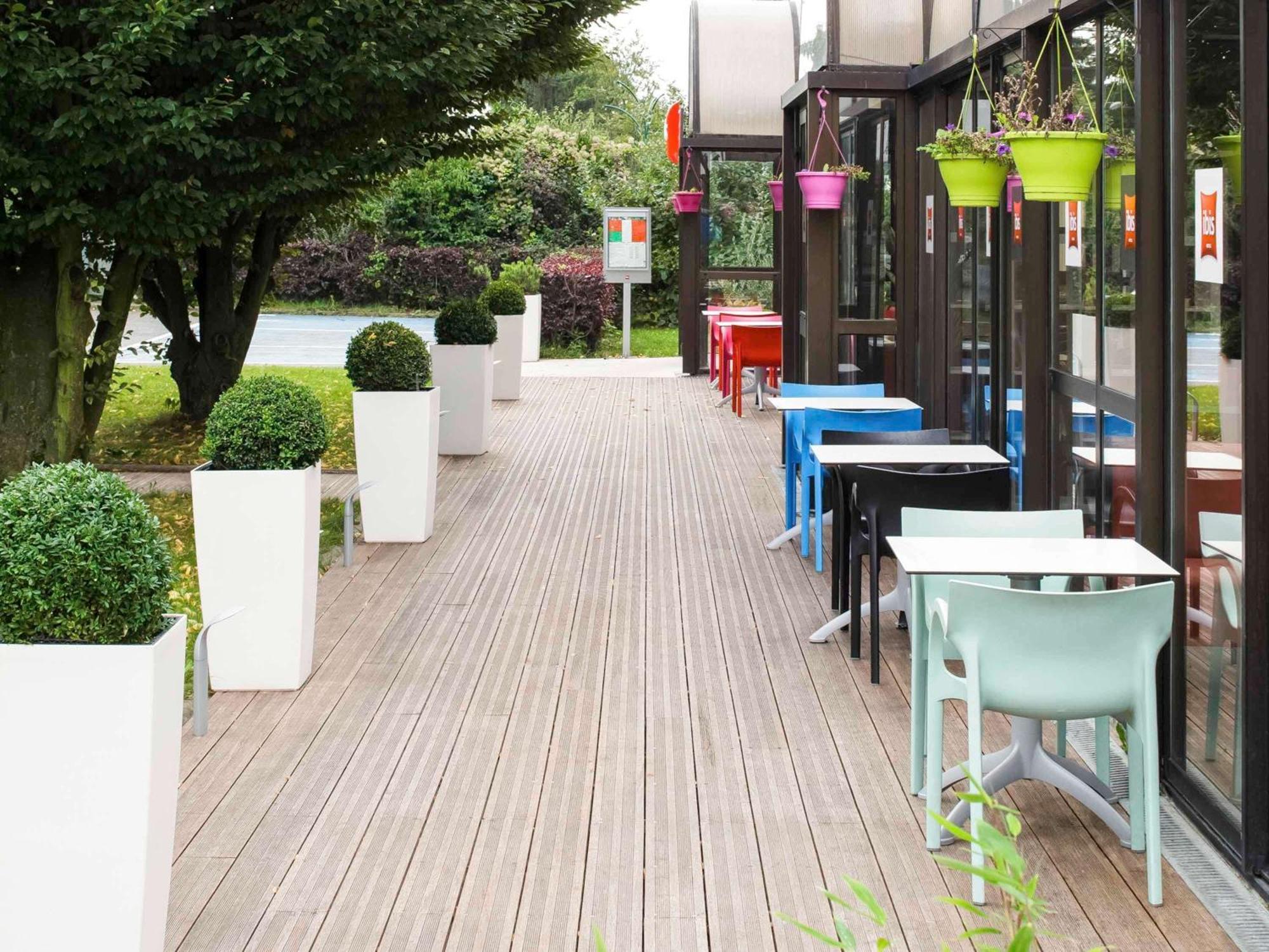 Ibis Paris Marne La Vallee Emerainville Exterior photo